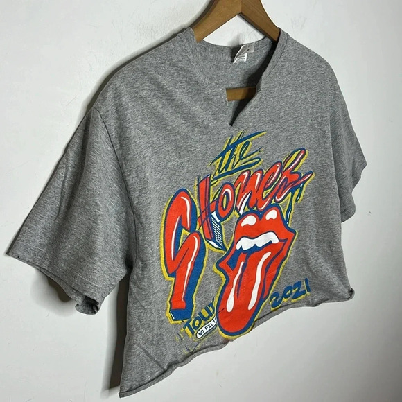 The Rolling Stones Custom Cropped DIY 2021 Graphic Tour T Shirt - Picture 4 of 11